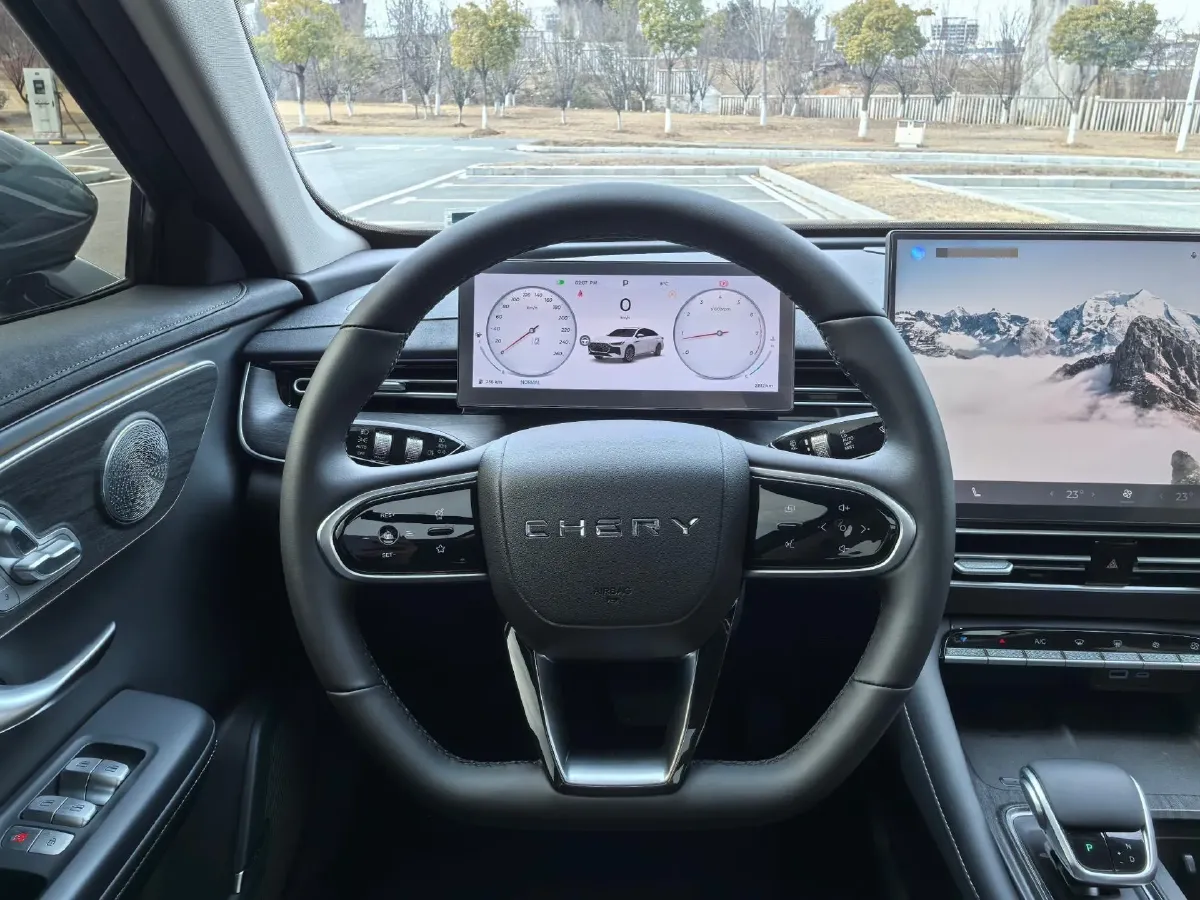 2025 Ruichi Auto RuiChi C5 REEV,autocango,china used car exporter,china ev exporter,chinese used car exporter,chinese used ev exporter