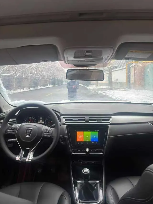 2019 Roewe i5 1.5L 120HP L4 5MT,autocango,china used car exporter,china ev exporter,chinese used car exporter,chinese used ev exporter