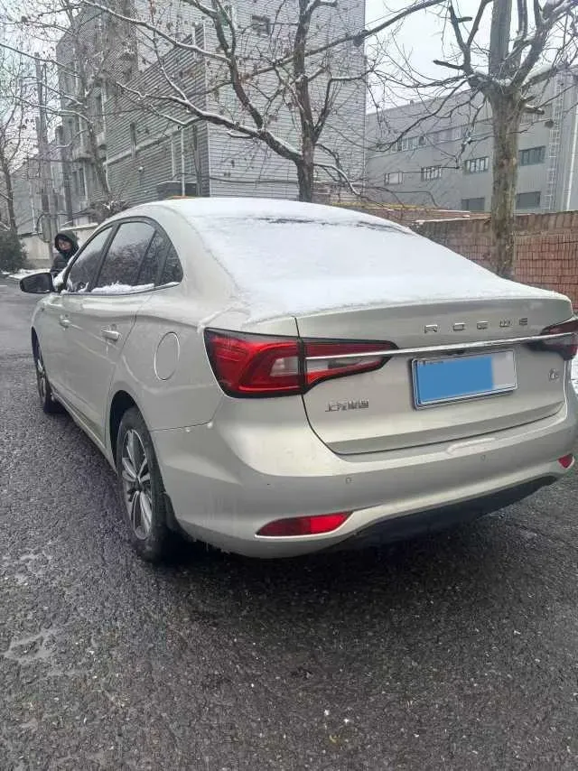 2019 Roewe i5 1.5L 120HP L4 5MT,autocango,china used car exporter,china ev exporter,chinese used car exporter,chinese used ev exporter
