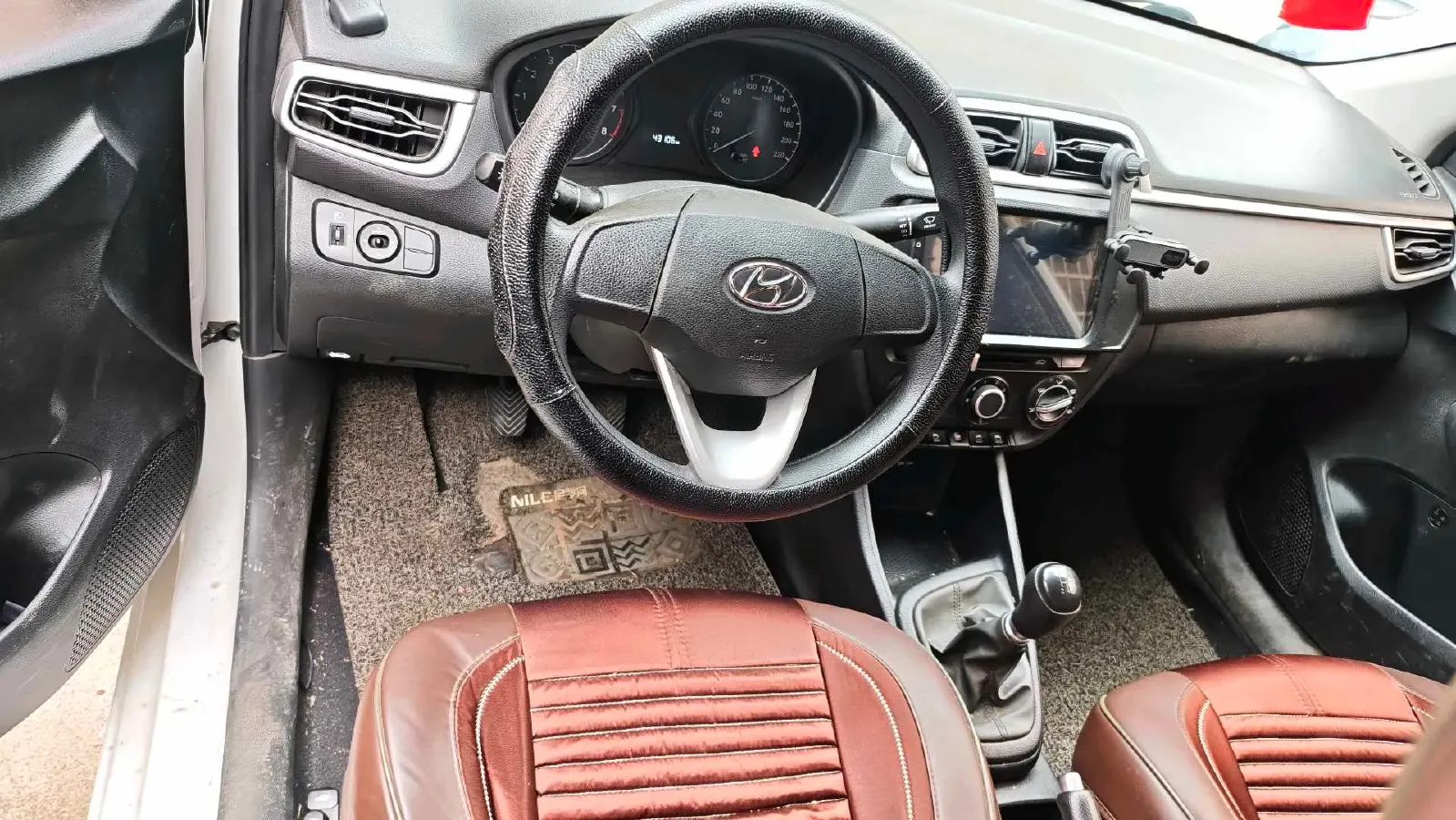 2017 Hyundai Reina 1.4L 95HP L4 5MT,autocango,china used car exporter,china ev exporter,chinese used car exporter,chinese used ev exporter