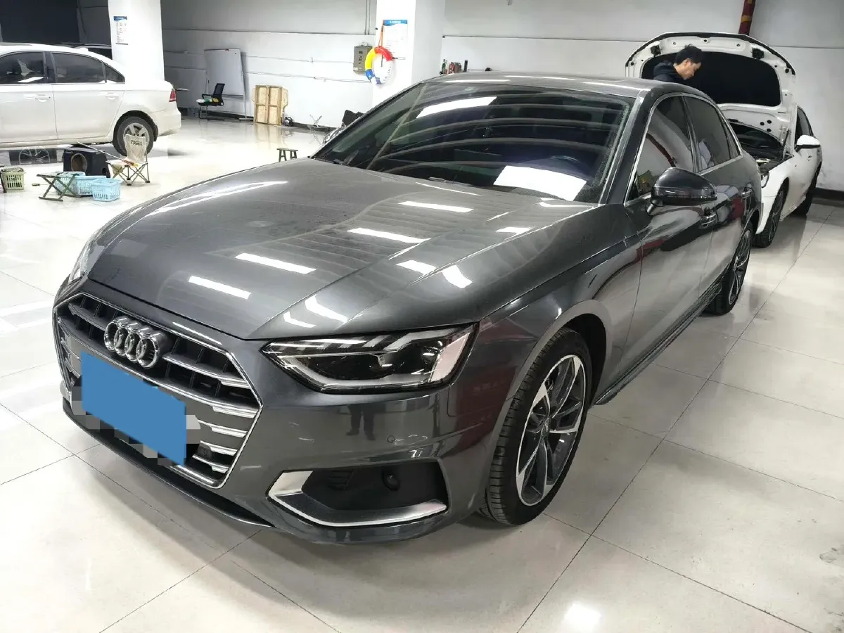 2020 Audi A4L 2.0T 190HP L4 7DCT,autocango,china used car exporter,china ev exporter,chinese used car exporter,chinese used ev exporter