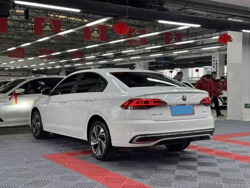 2025 Volkswagen Bora 1.2T 116HP L4 7DCT,autocango,china used car exporter,china ev exporter,chinese used car exporter,chinese used ev exporter