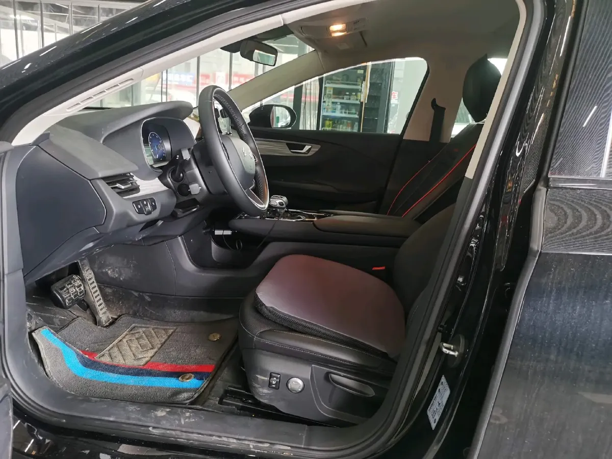 2023 HongQi E-QM5 BEV 82KWH,autocango,china used car exporter,china ev exporter,chinese used car exporter,chinese used ev exporter