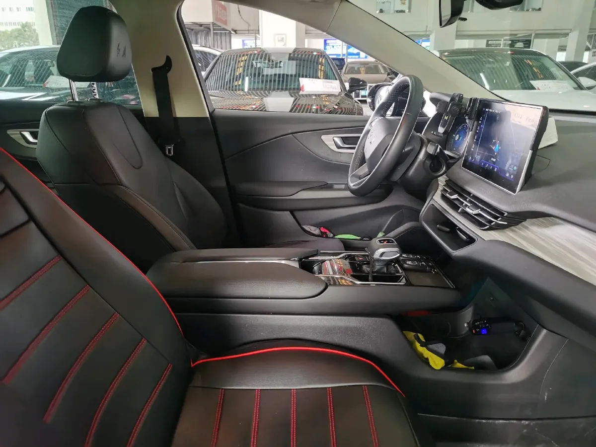 2023 HongQi E-QM5 BEV 82KWH,autocango,china used car exporter,china ev exporter,chinese used car exporter,chinese used ev exporter