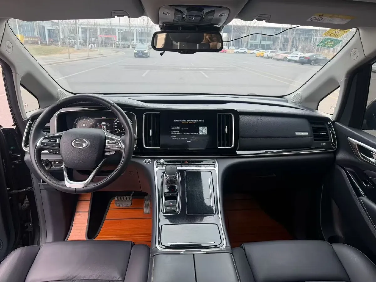 2021 GAC Trumpchi M8 2.0T 252HP L4 8AT,autocango,china used car exporter,china ev exporter,chinese used car exporter,chinese used ev exporter