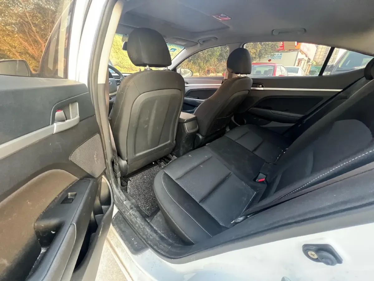 2016 Hyundai Elantra 1.6L 130HP L4 6AT,autocango,china used car exporter,china ev exporter,chinese used car exporter,chinese used ev exporter