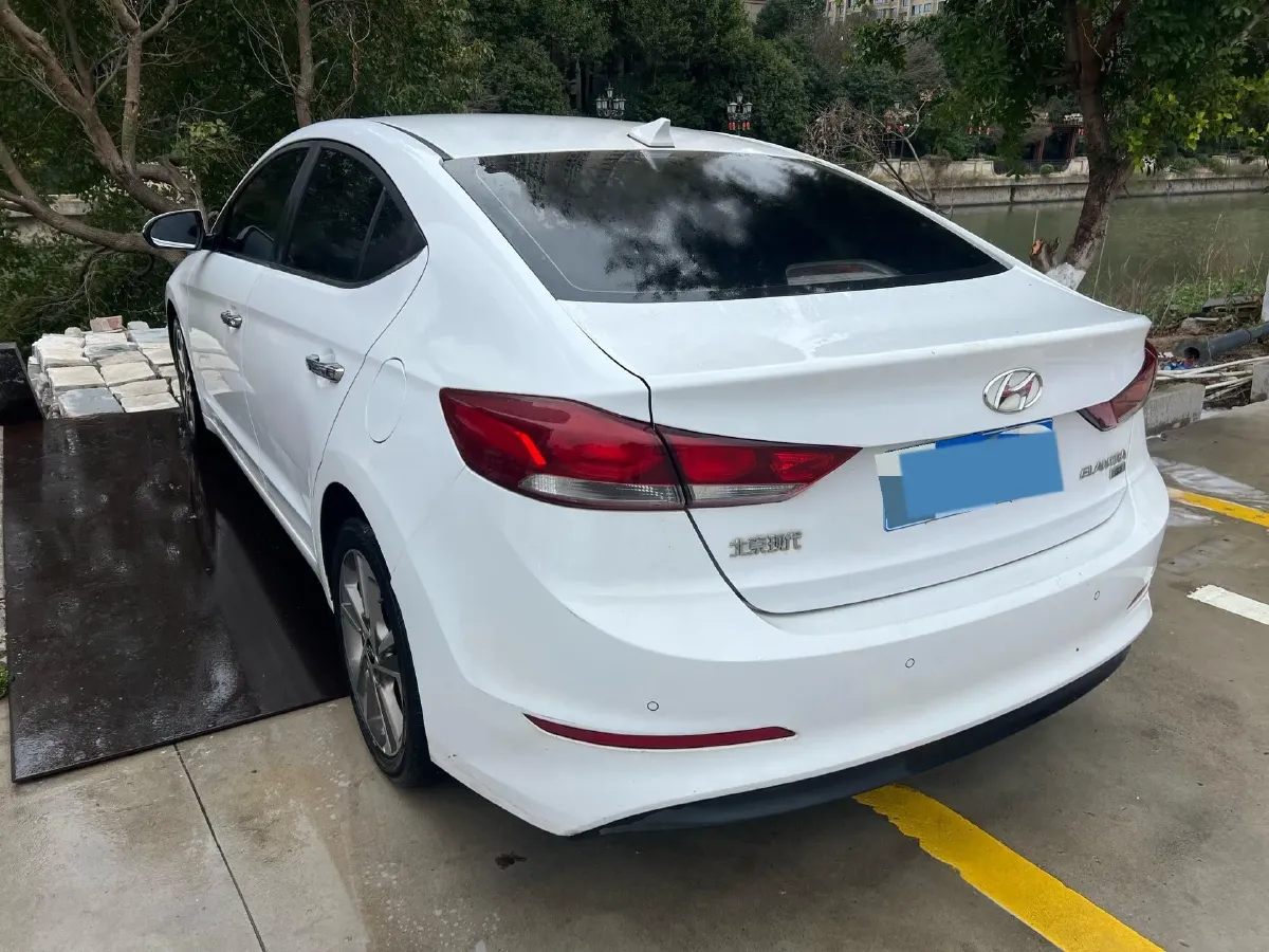 2016 Hyundai Elantra 1.6L 130HP L4 6AT,autocango,china used car exporter,china ev exporter,chinese used car exporter,chinese used ev exporter