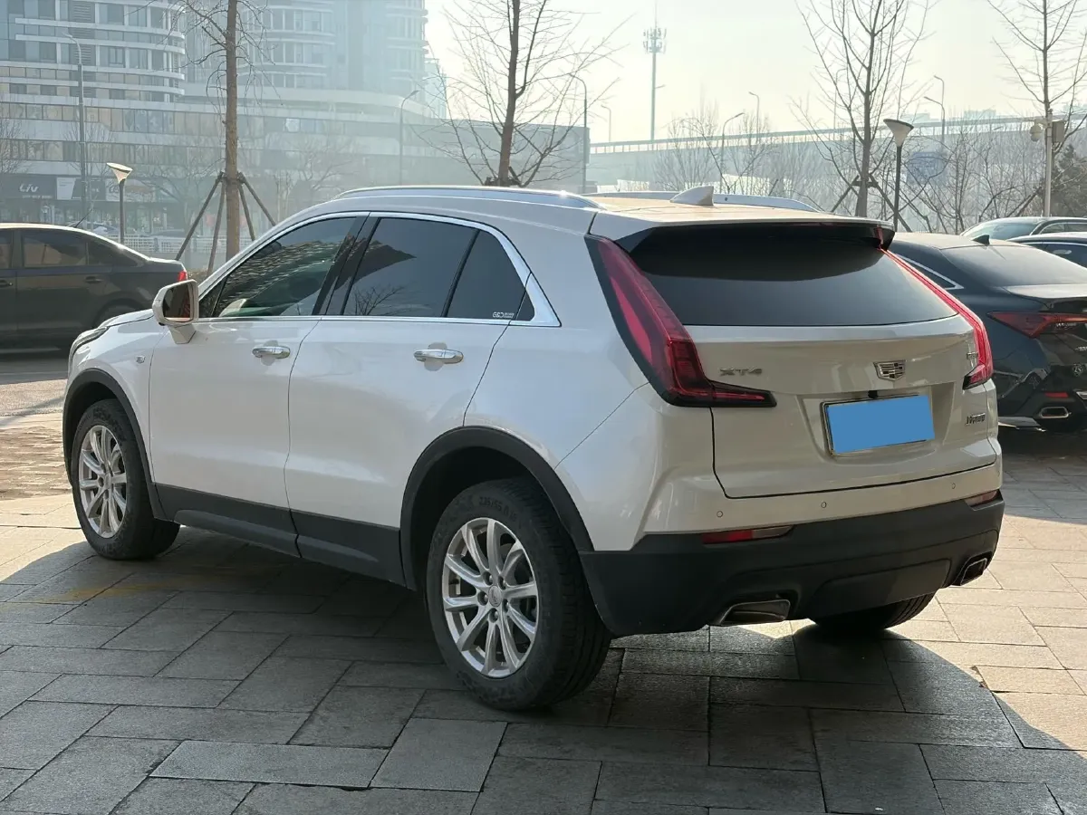2021 Cadillac XT4 2.0T 237HP L4 9AT,autocango,china used car exporter,china ev exporter,chinese used car exporter,chinese used ev exporter