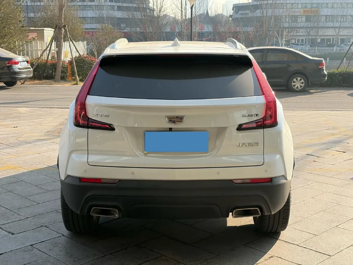 2021 Cadillac XT4 2.0T 237HP L4 9AT,autocango,china used car exporter,china ev exporter,chinese used car exporter,chinese used ev exporter