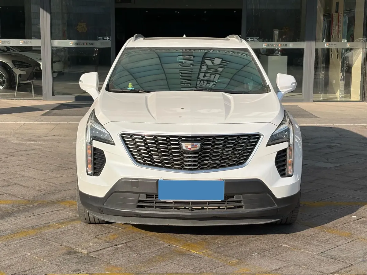 2021 Cadillac XT4 2.0T 237HP L4 9AT,autocango,china used car exporter,china ev exporter,chinese used car exporter,chinese used ev exporter