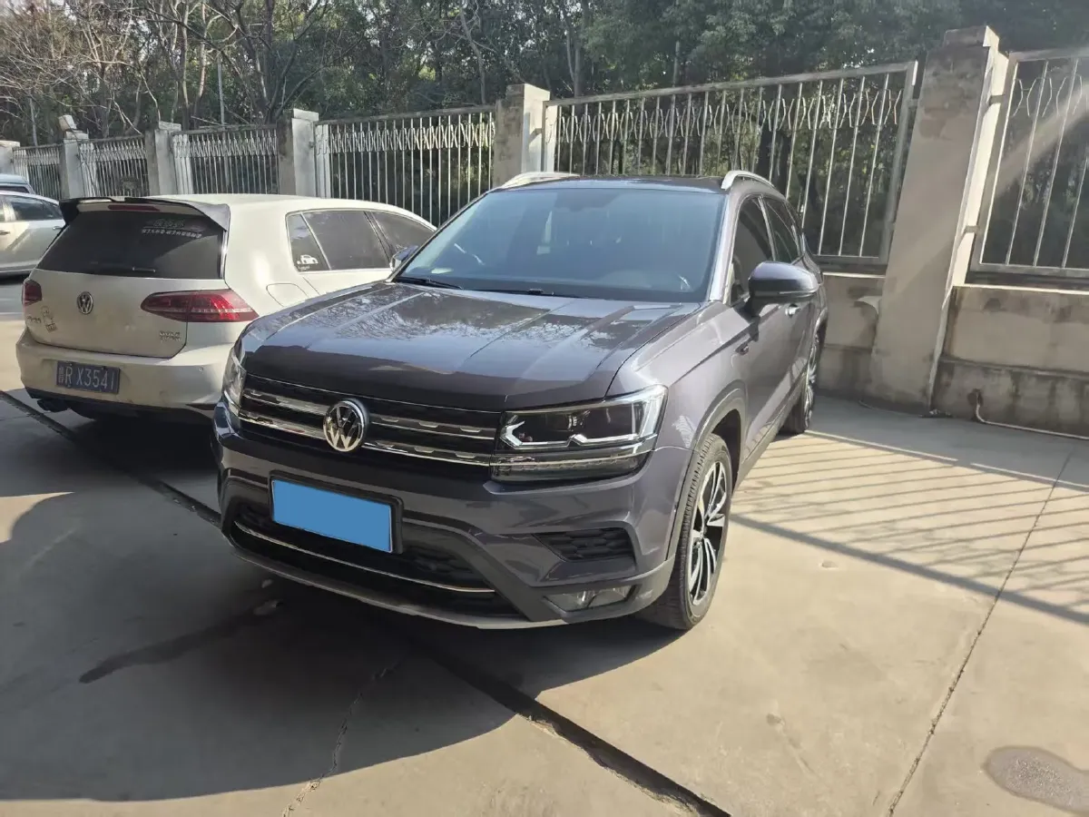 2020 Volkswagen Tharu 2.0T 186HP L4 7DCT,autocango,china used car exporter,china ev exporter,chinese used car exporter,chinese used ev exporter