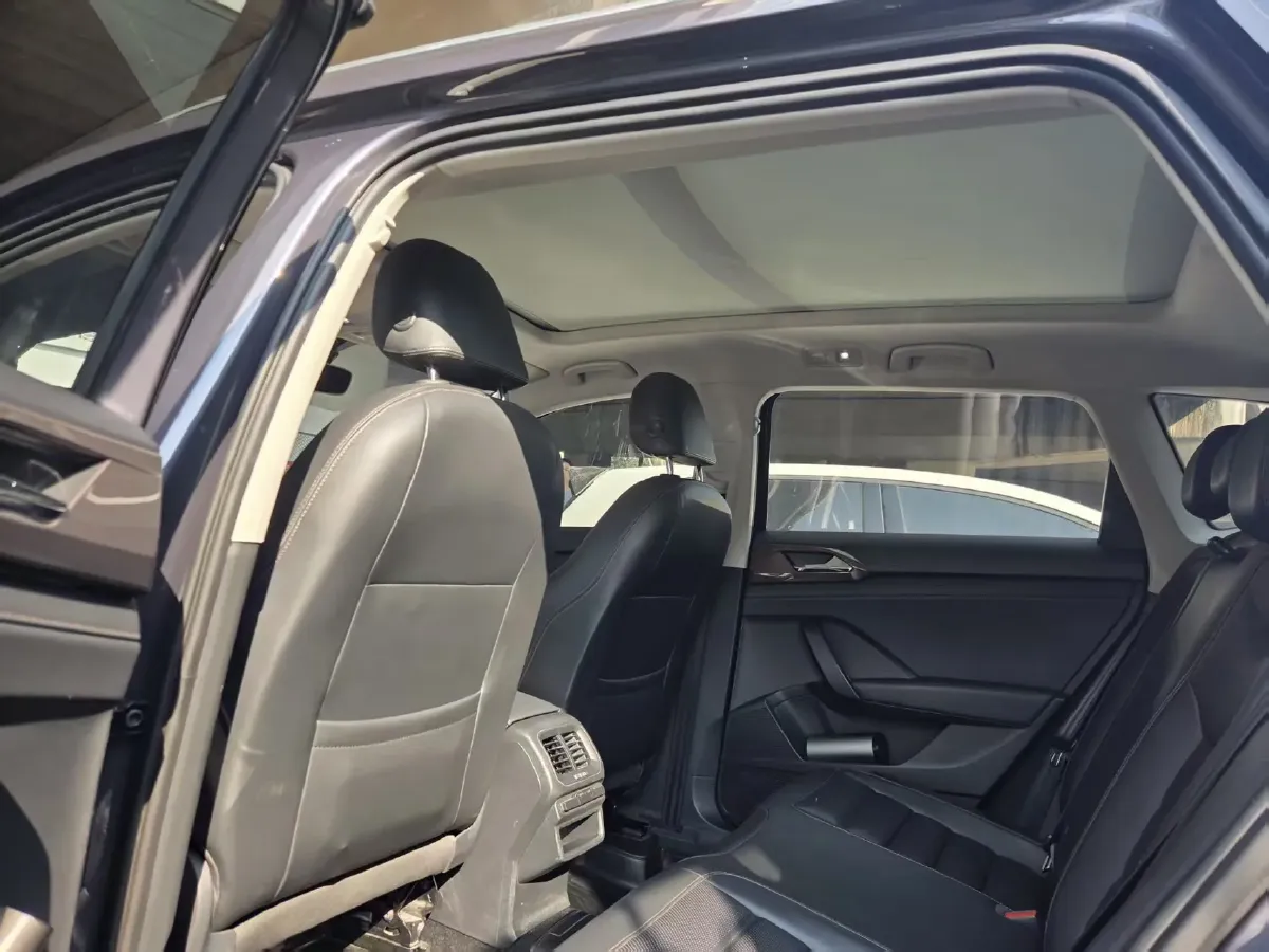 2020 Volkswagen Tharu 2.0T 186HP L4 7DCT,autocango,china used car exporter,china ev exporter,chinese used car exporter,chinese used ev exporter