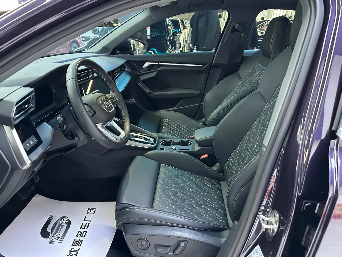 2025 Audi A3 1.5T 160HP L4 7DCT,autocango,china used car exporter,china ev exporter,chinese used car exporter,chinese used ev exporter