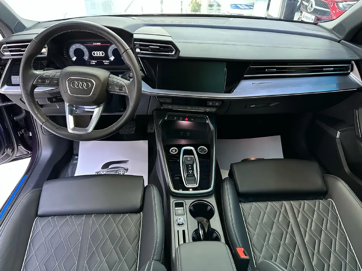 2025 Audi A3 1.5T 160HP L4 7DCT,autocango,china used car exporter,china ev exporter,chinese used car exporter,chinese used ev exporter