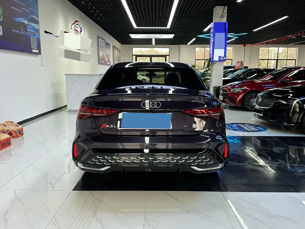2025 Audi A3 1.5T 160HP L4 7DCT,autocango,china used car exporter,china ev exporter,chinese used car exporter,chinese used ev exporter