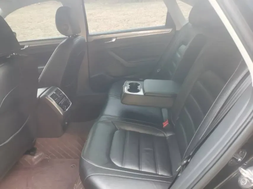 2017 Volkswagen Passat 1.4T 150HP L4 7DCT,autocango,china used car exporter,china ev exporter,chinese used car exporter,chinese used ev exporter