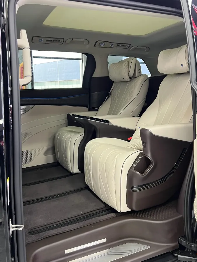 2024 Denza D9 1.5T 139HP L4 E-CVT PHEV 40KWH,autocango,china used car exporter,china ev exporter,chinese used car exporter,chinese used ev exporter