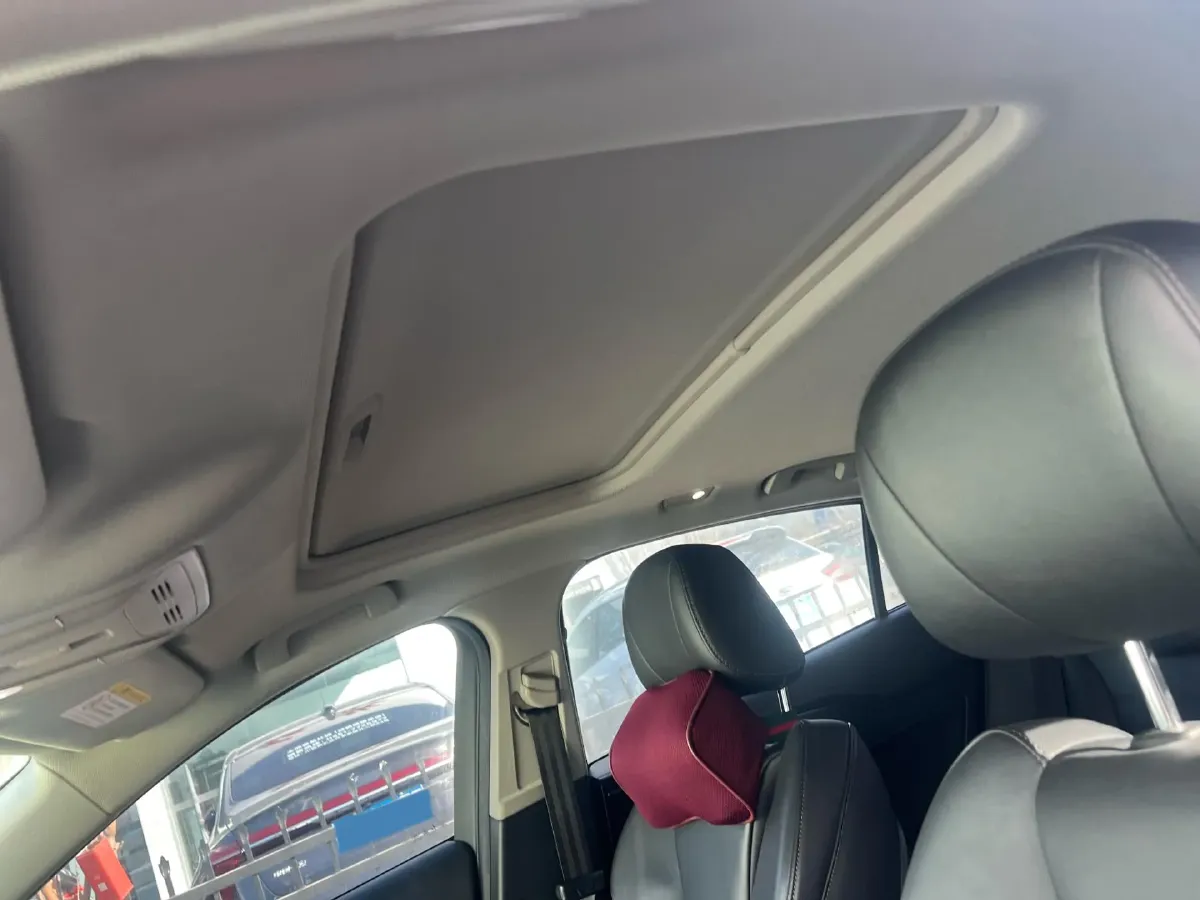 2022 HongQi H5 1.5T 169HP L4 7DCT,autocango,china used car exporter,china ev exporter,chinese used car exporter,chinese used ev exporter