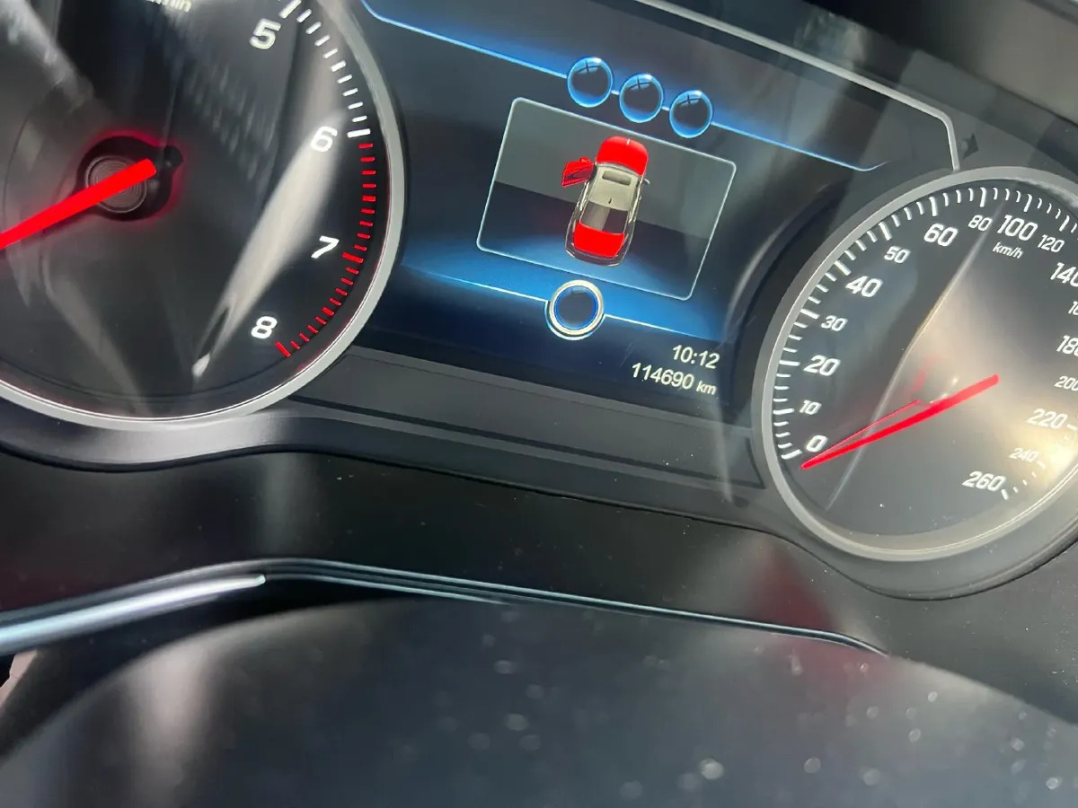 2022 HongQi H5 1.5T 169HP L4 7DCT,autocango,china used car exporter,china ev exporter,chinese used car exporter,chinese used ev exporter