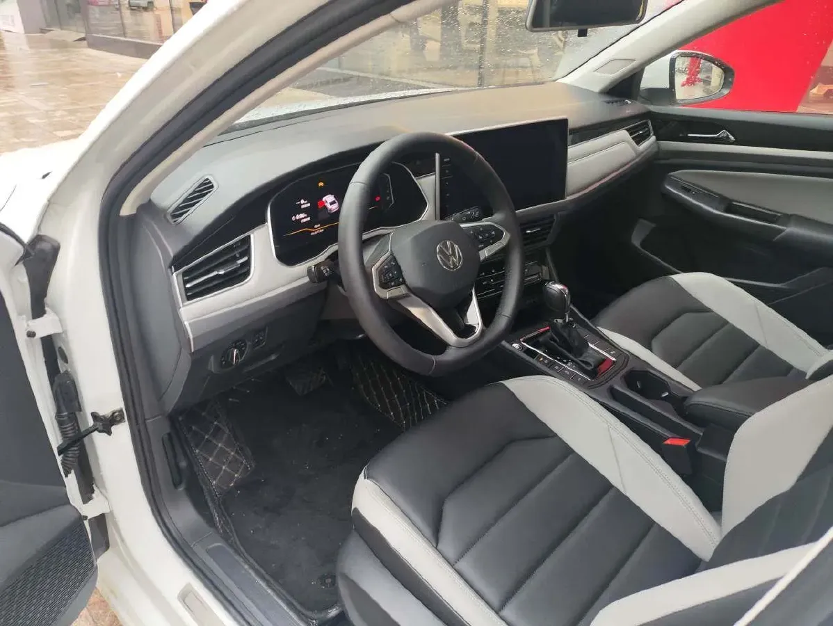 2024 Volkswagen Bora 1.5T 160HP L4 7DCT,autocango,china used car exporter,china ev exporter,chinese used car exporter,chinese used ev exporter