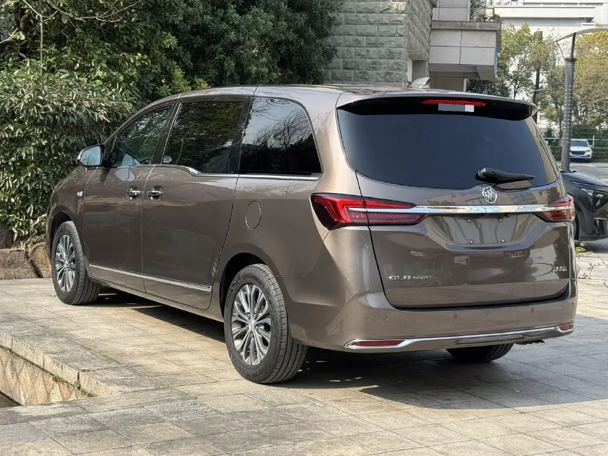 2021 Buick GL8 2.0T 237HP L4 9AT,autocango,china used car exporter,china ev exporter,chinese used car exporter,chinese used ev exporter
