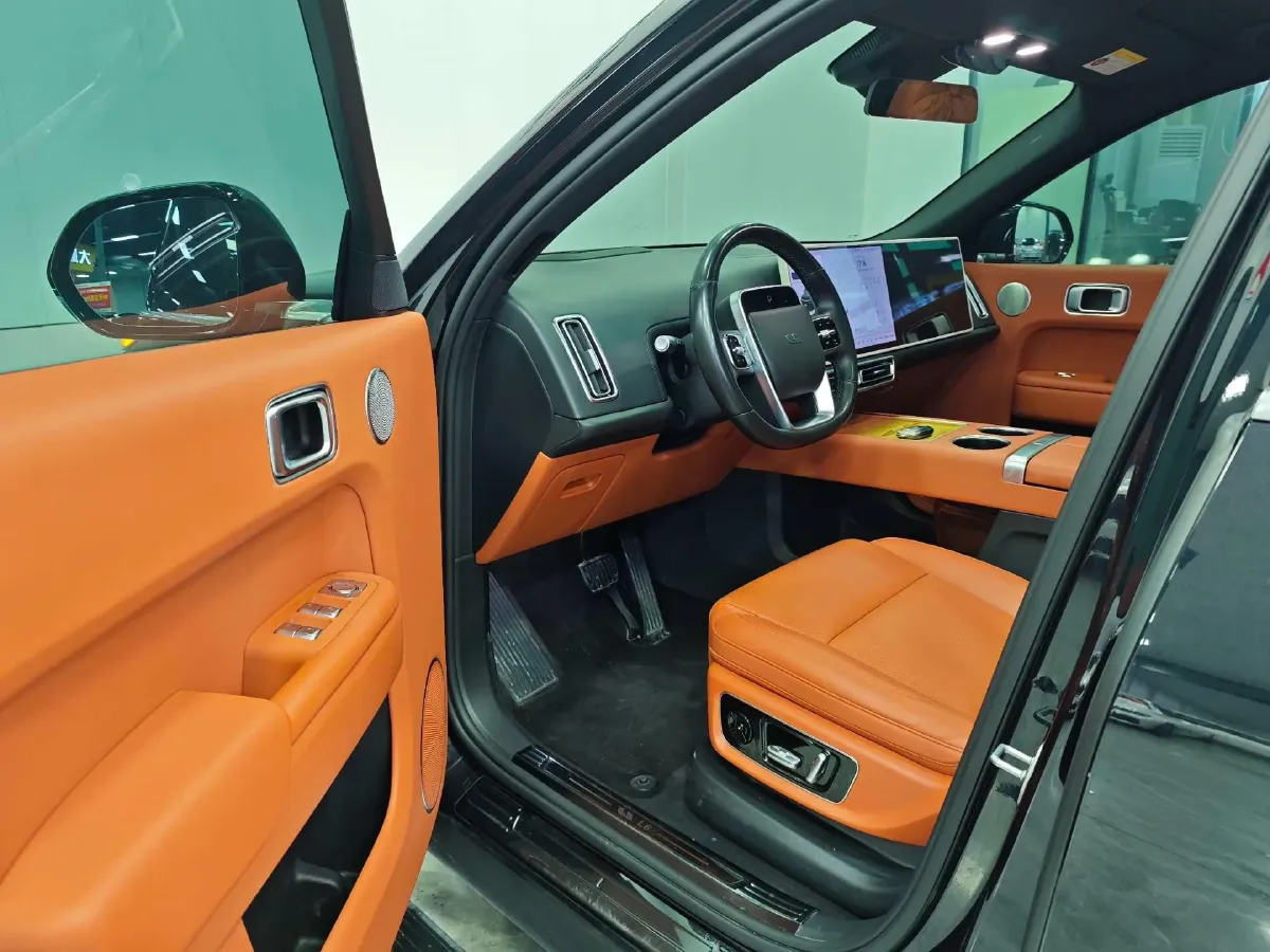 2023 Li L8 Range Extended 154HP REEV 40.9KWH,autocango,china used car exporter,china ev exporter,chinese used car exporter,chinese used ev exporter