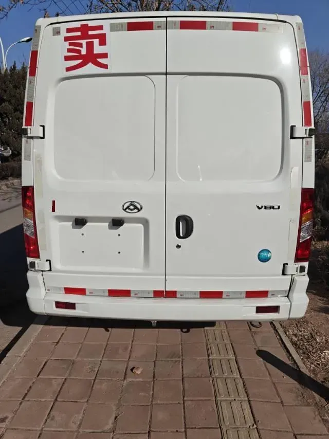 2023 MAXUS XinTu V80 2.0T 127HP L4 6MT,autocango,china used car exporter,china ev exporter,chinese used car exporter,chinese used ev exporter