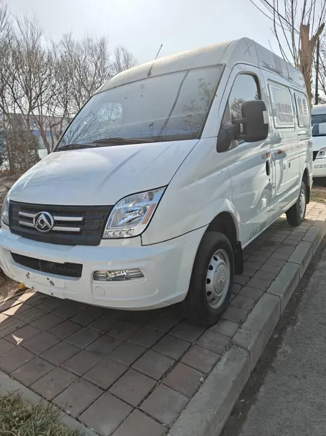 2023 MAXUS XinTu V80 2.0T 127HP L4 6MT,autocango,china used car exporter,china ev exporter,chinese used car exporter,chinese used ev exporter