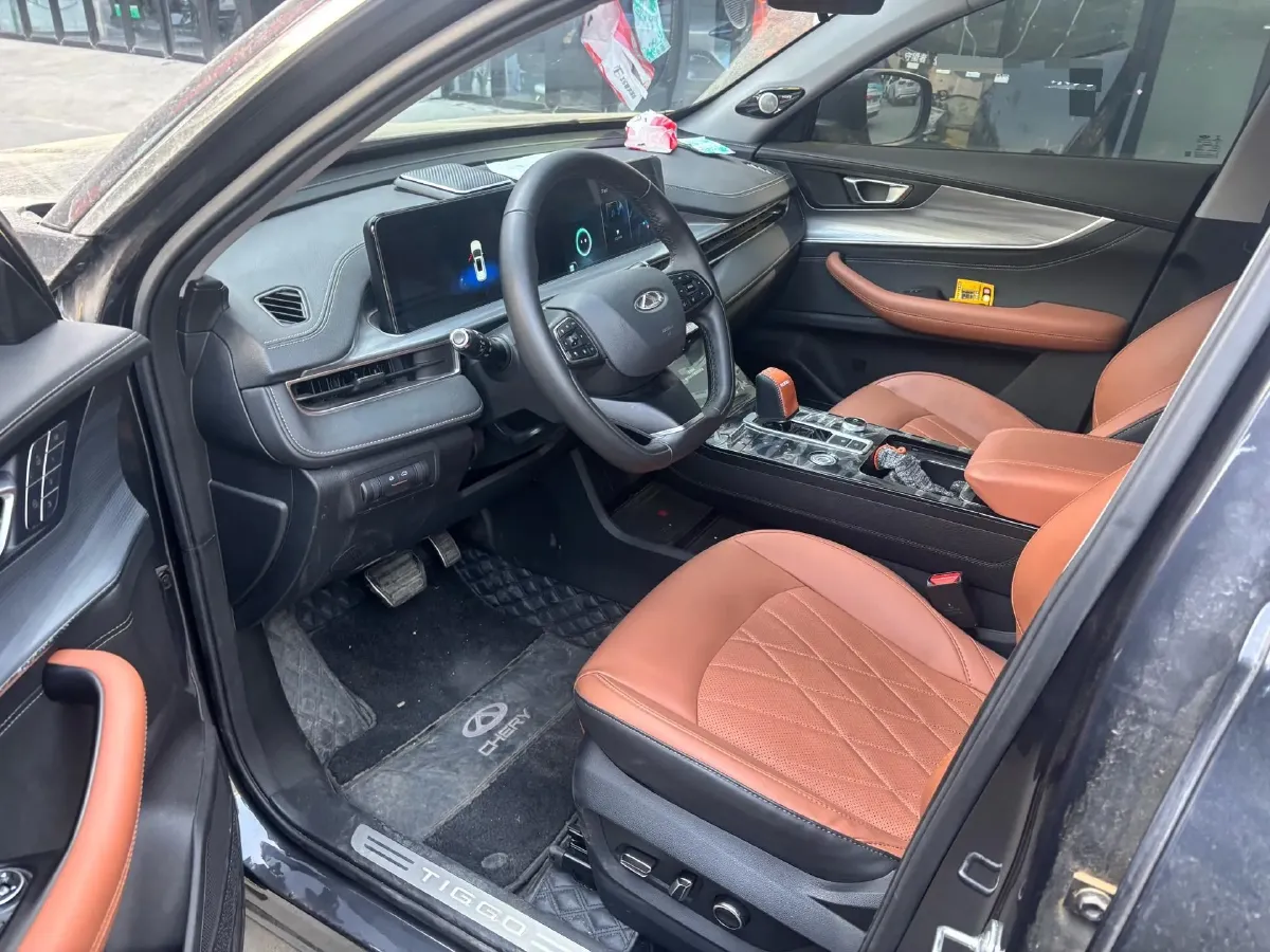 2021 Chery Tiggo 8 Plus 1.6T 197HP L4 7DCT,autocango,china used car exporter,china ev exporter,chinese used car exporter,chinese used ev exporter