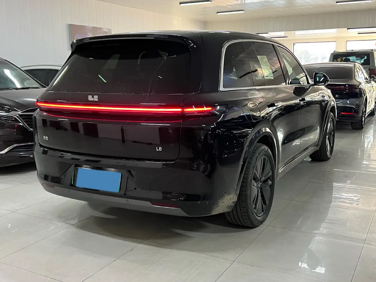 2025 Li L8 Range Extended 154HP REEV,autocango,china used car exporter,china ev exporter,chinese used car exporter,chinese used ev exporter