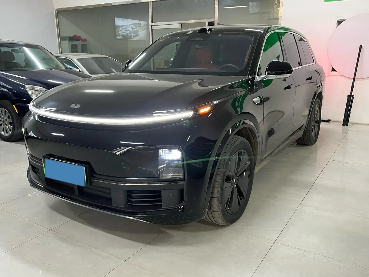 2025 Li L8 Range Extended 154HP REEV,autocango,china used car exporter,china ev exporter,chinese used car exporter,chinese used ev exporter
