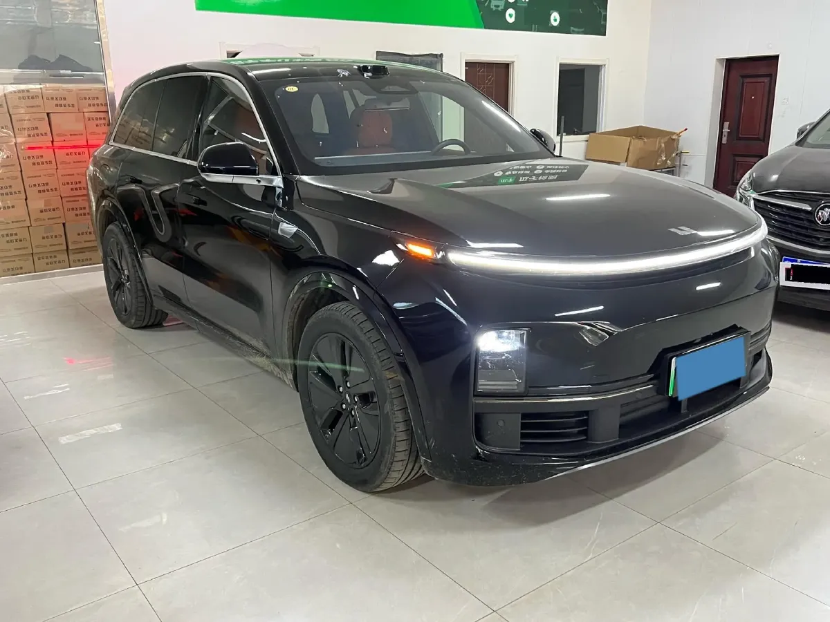 2025 Li L8 Range Extended 154HP REEV,autocango,china used car exporter,china ev exporter,chinese used car exporter,chinese used ev exporter