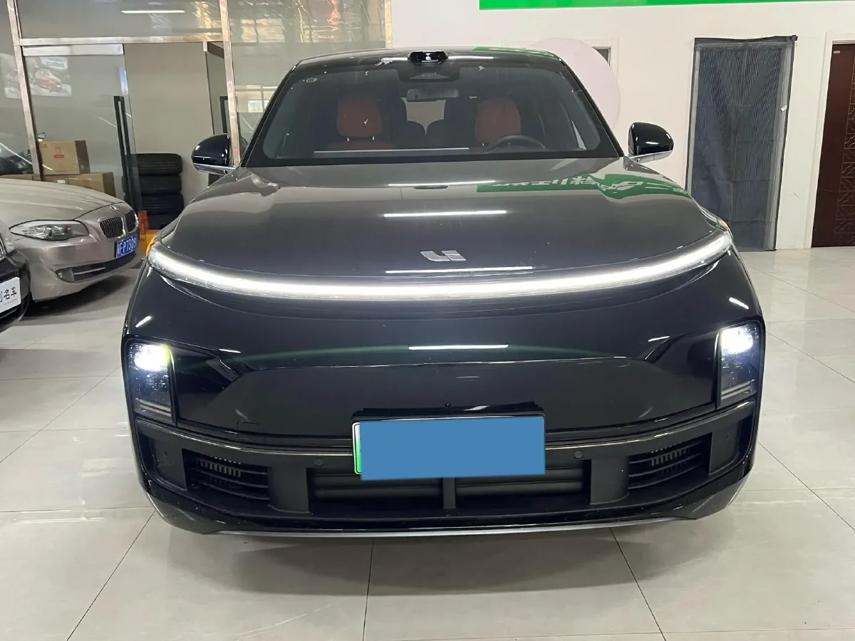2025 Li L8 Range Extended 154HP REEV,autocango,china used car exporter,china ev exporter,chinese used car exporter,chinese used ev exporter
