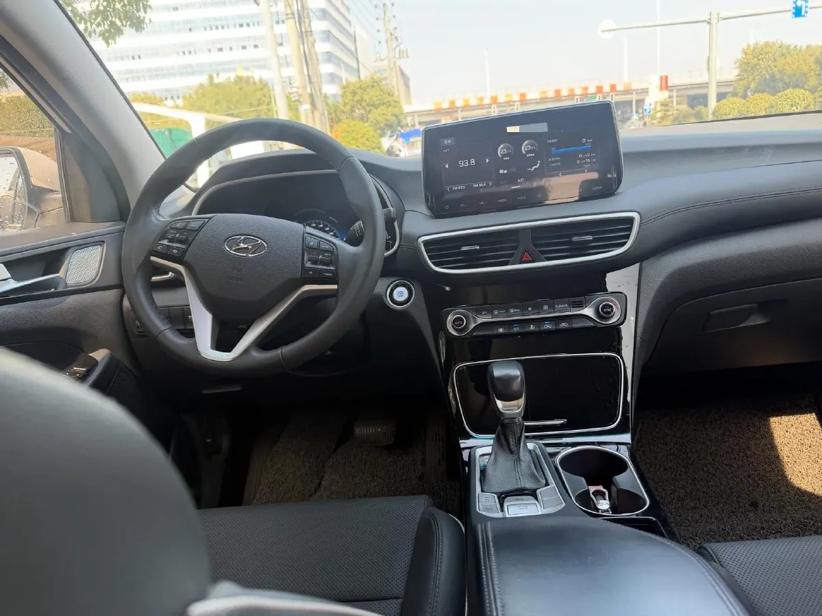 2020 Hyundai Tucson 1.6T 177HP L4 7DCT,autocango,china used car exporter,china ev exporter,chinese used car exporter,chinese used ev exporter