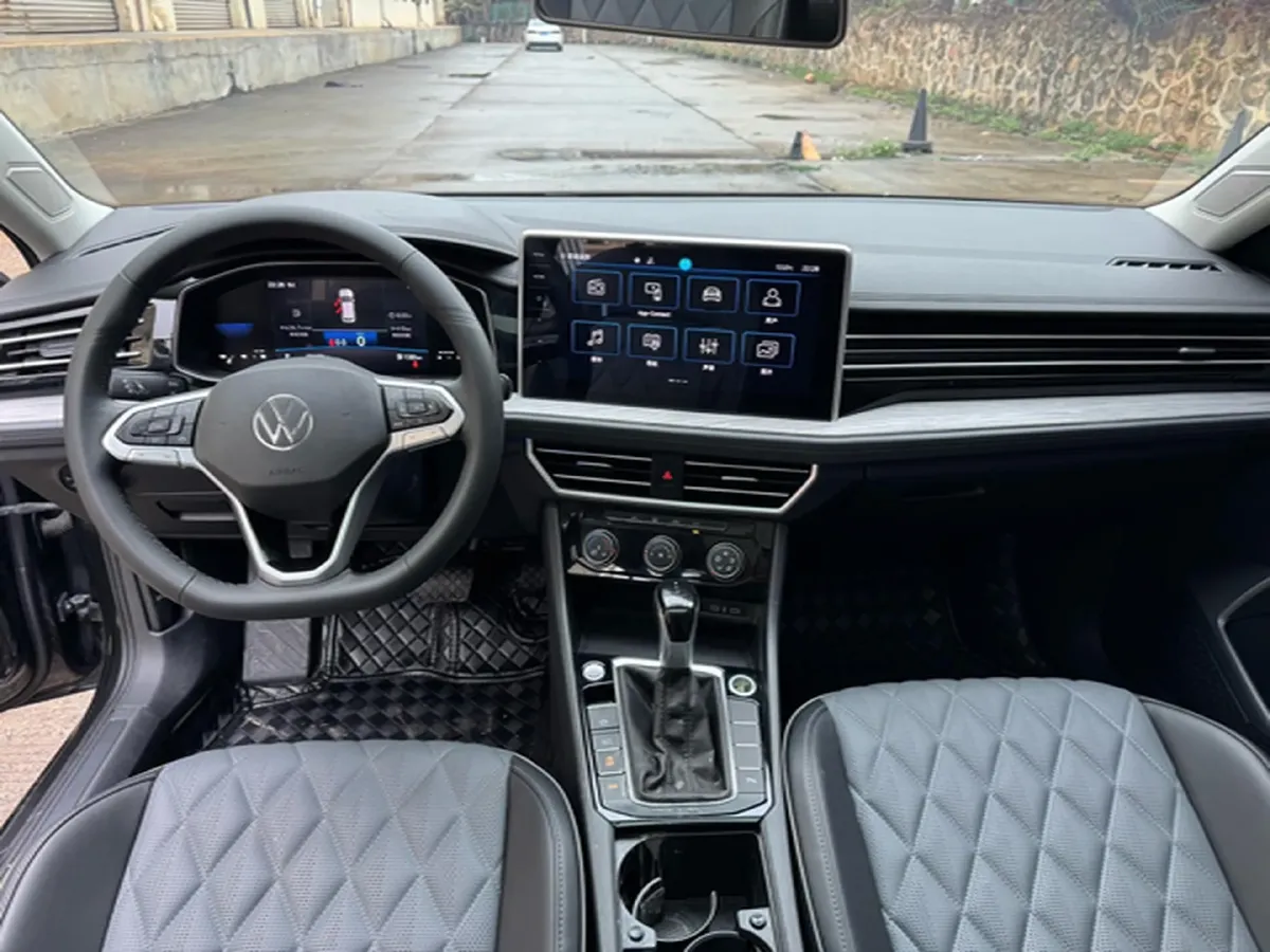 2023 Volkswagen Sagitar 1.4T 150HP L4 7DCT,autocango,china used car exporter,china ev exporter,chinese used car exporter,chinese used ev exporter