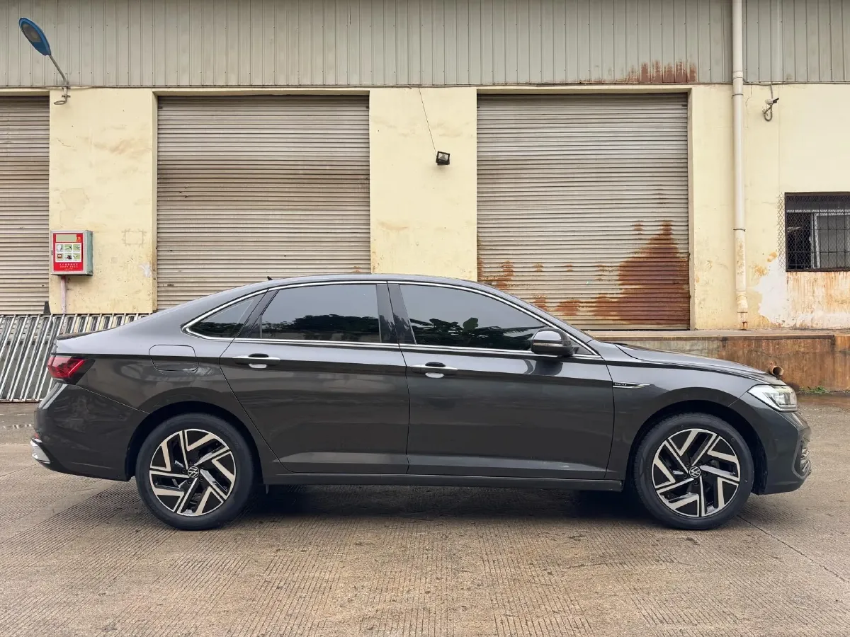 2023 Volkswagen Sagitar 1.4T 150HP L4 7DCT,autocango,china used car exporter,china ev exporter,chinese used car exporter,chinese used ev exporter