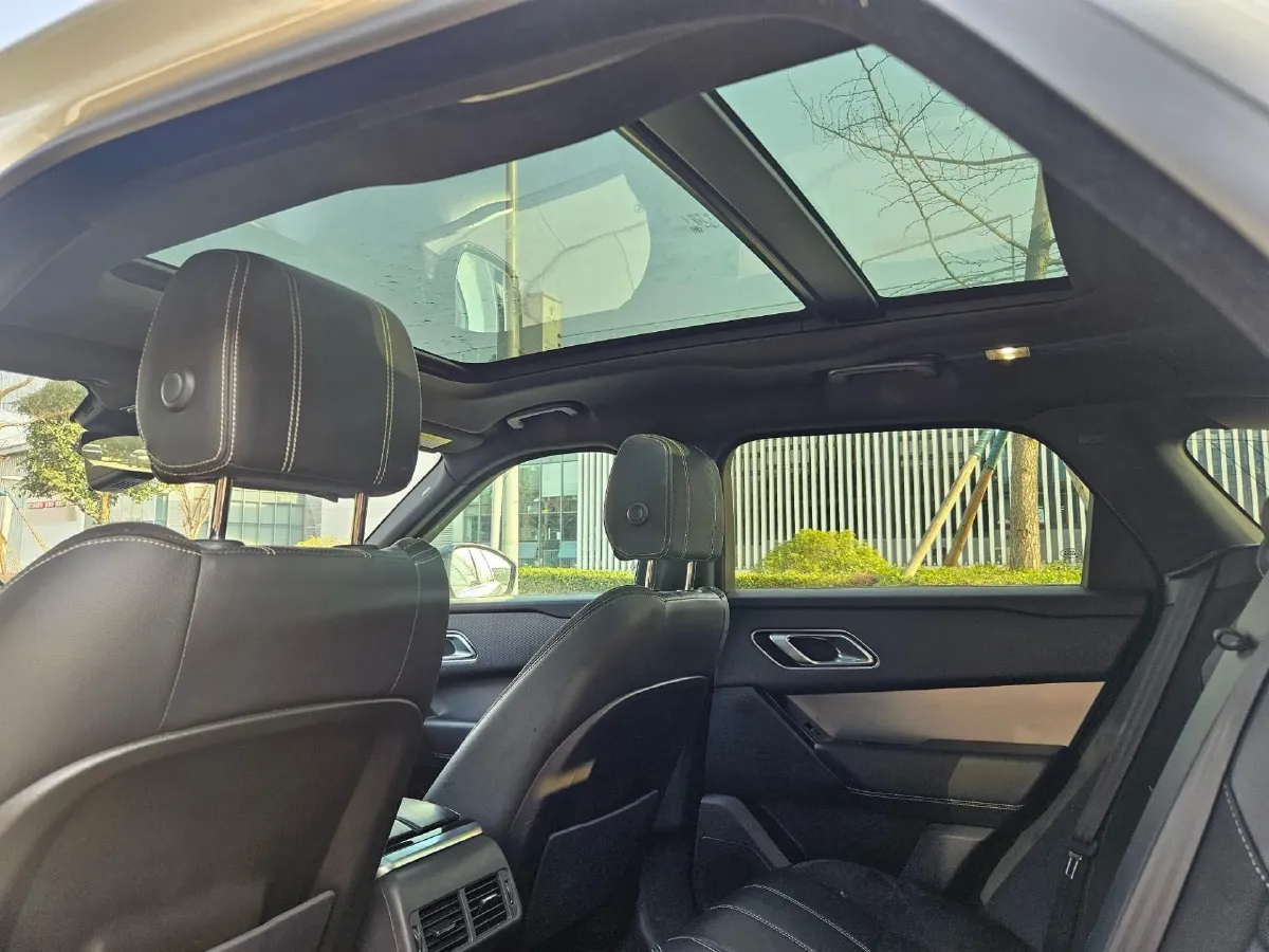 2018 Land Rover Range Rover Velar 3.0T 380HP V6 8AT,autocango,china used car exporter,china ev exporter,chinese used car exporter,chinese used ev exporter