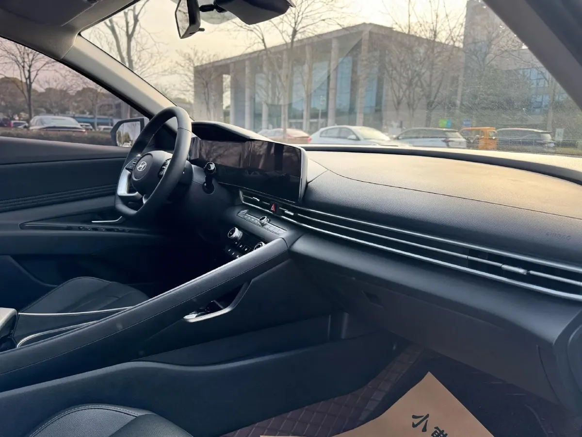 2022 Hyundai Elantra 1.5L 115HP L4 CVT,autocango,china used car exporter,china ev exporter,chinese used car exporter,chinese used ev exporter