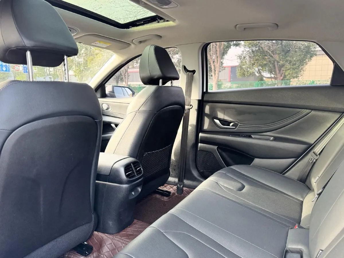 2022 Hyundai Elantra 1.5L 115HP L4 CVT,autocango,china used car exporter,china ev exporter,chinese used car exporter,chinese used ev exporter