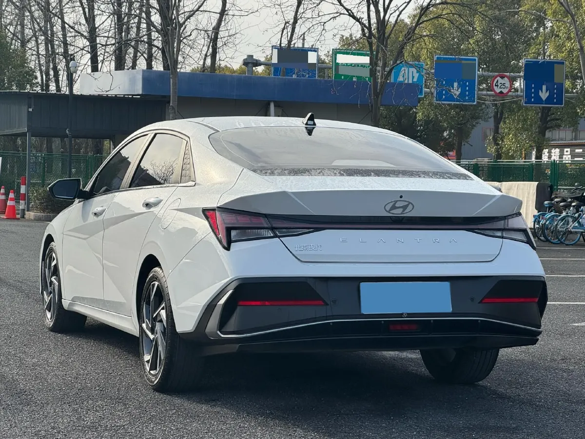 2022 Hyundai Elantra 1.5L 115HP L4 CVT,autocango,china used car exporter,china ev exporter,chinese used car exporter,chinese used ev exporter