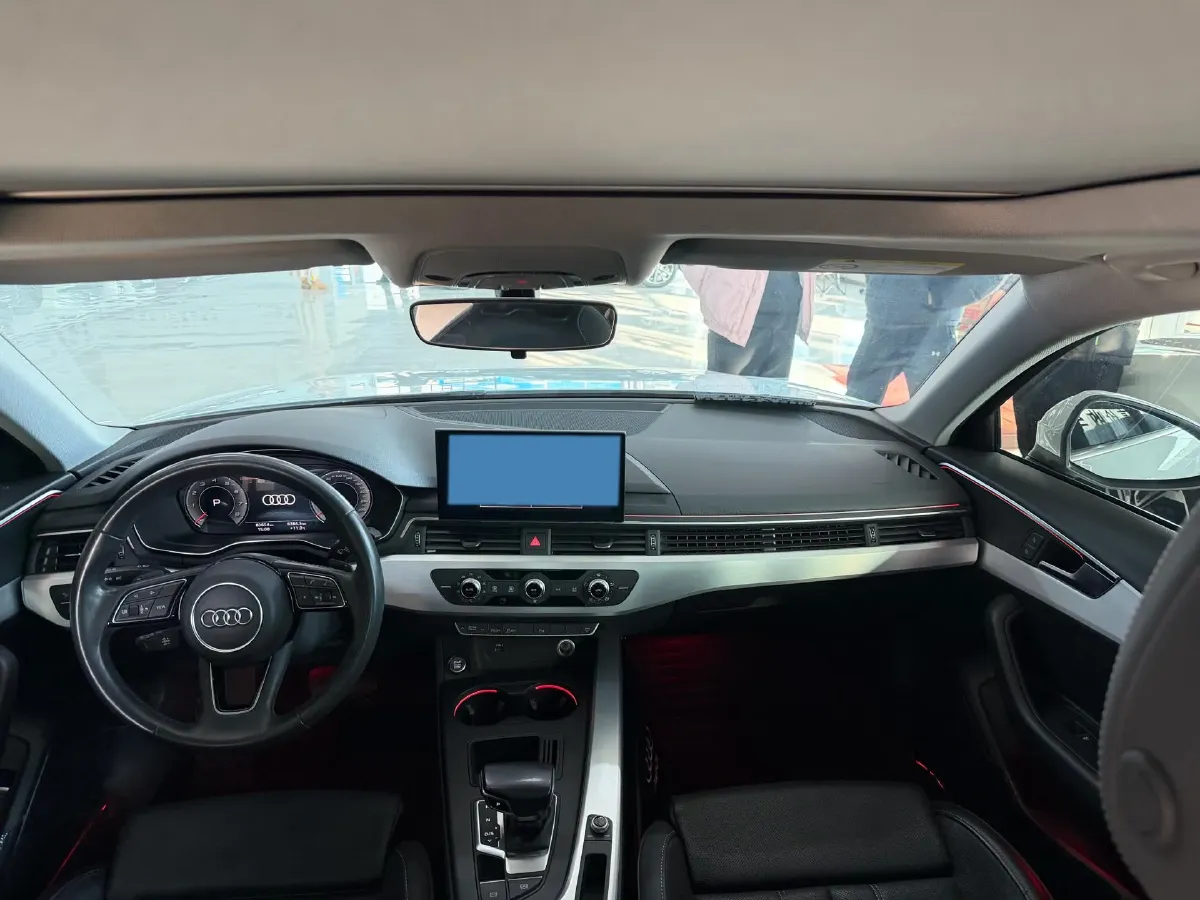 2020 Audi A4L 2.0T 190HP L4 7DCT,autocango,china used car exporter,china ev exporter,chinese used car exporter,chinese used ev exporter