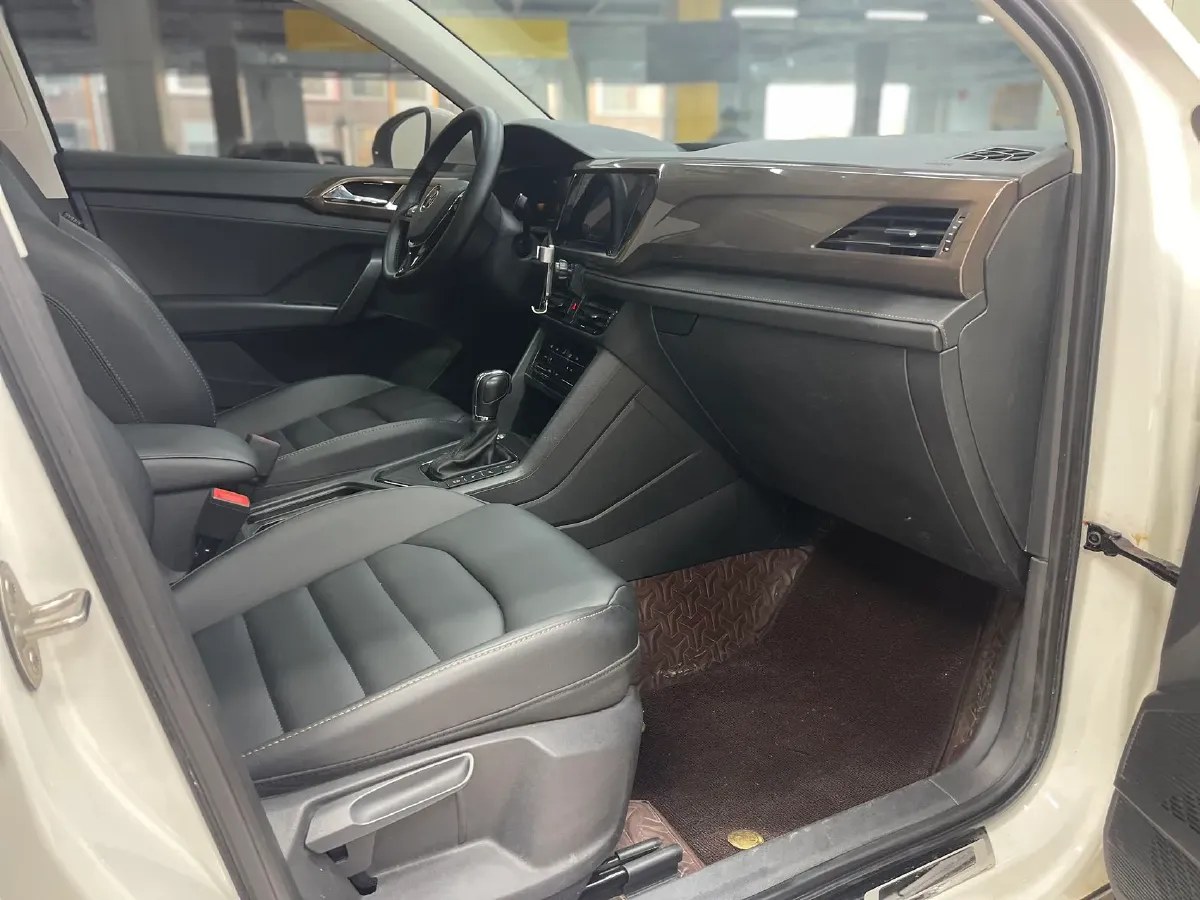 2022 Ford Transit 2.0T 202HP L4 6AT,autocango,china used car exporter,china ev exporter,chinese used car exporter,chinese used ev exporter