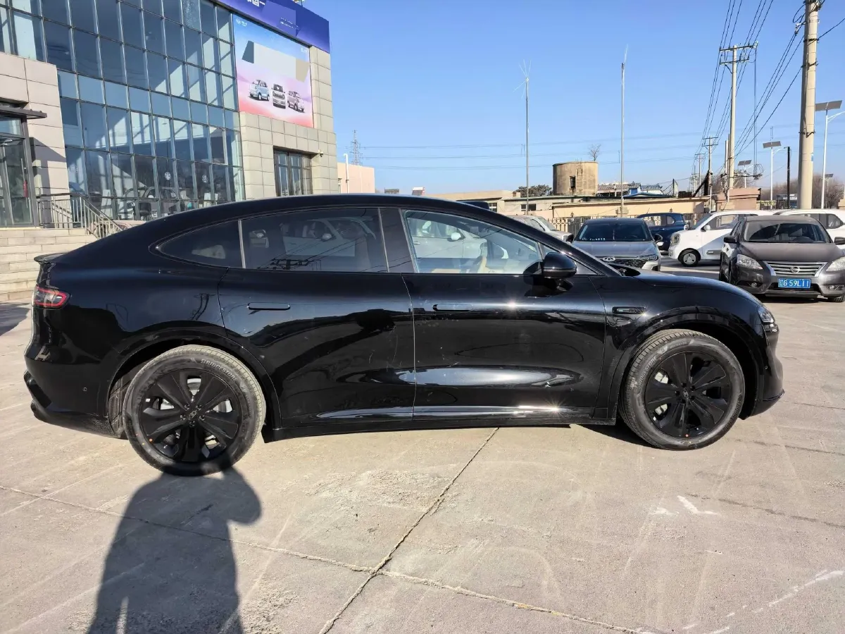 2026 Luxeed R7 REEV 156HP REEV,autocango,china used car exporter,china ev exporter,chinese used car exporter,chinese used ev exporter