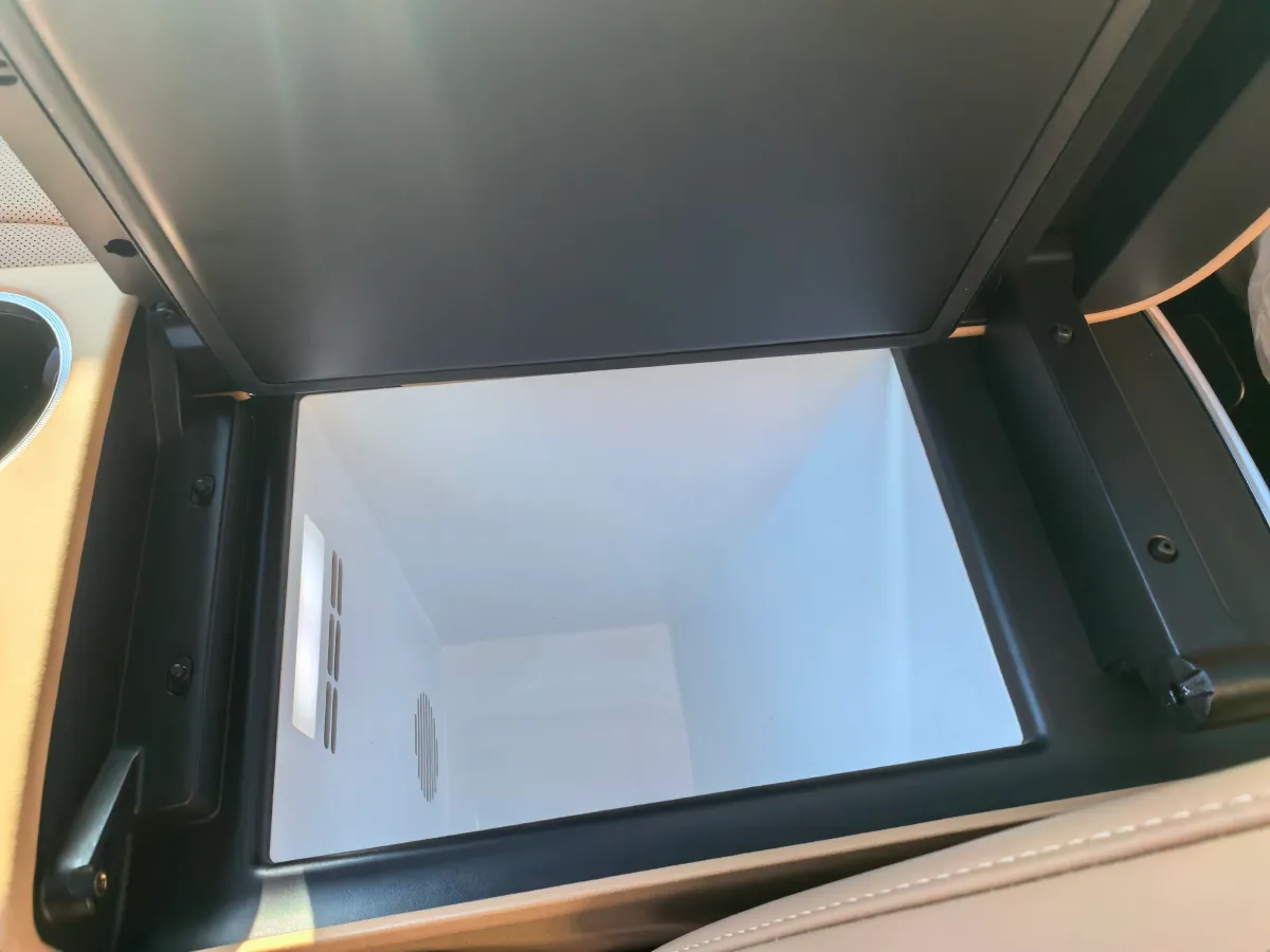 2026 Luxeed R7 REEV 156HP REEV,autocango,china used car exporter,china ev exporter,chinese used car exporter,chinese used ev exporter