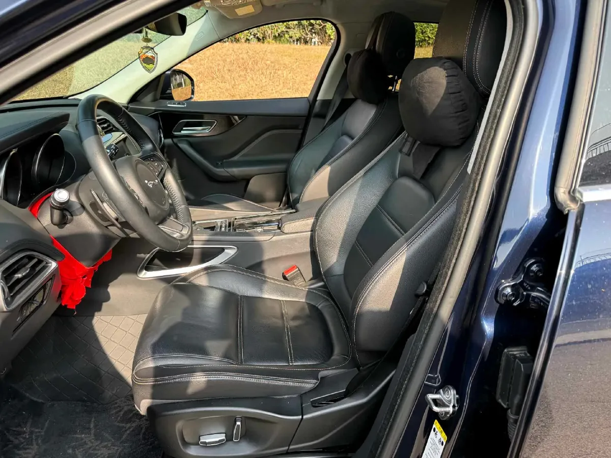 2020 Jaguar F-PACE 2.0T 250HP L4 8AT,autocango,china used car exporter,china ev exporter,chinese used car exporter,chinese used ev exporter