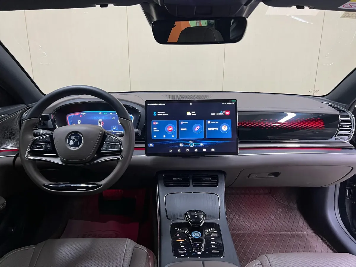 2022 Volkswagen Tiguan L 2.0T 186HP L4 7DCT,autocango,china used car exporter,china ev exporter,chinese used car exporter,chinese used ev exporter