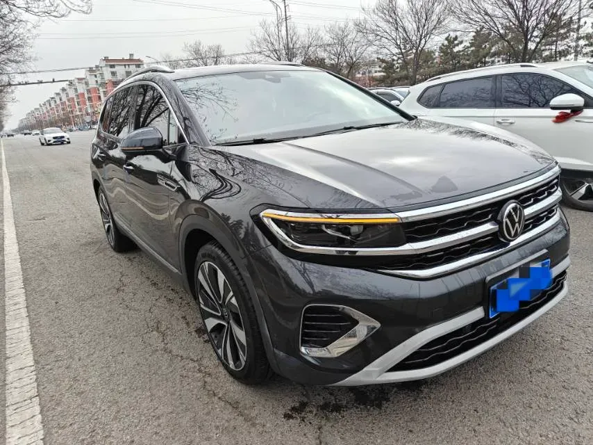 2023 Volkswagen Talagon 2.0T 220HP L4 7DCT,autocango,china used car exporter,china ev exporter,chinese used car exporter,chinese used ev exporter