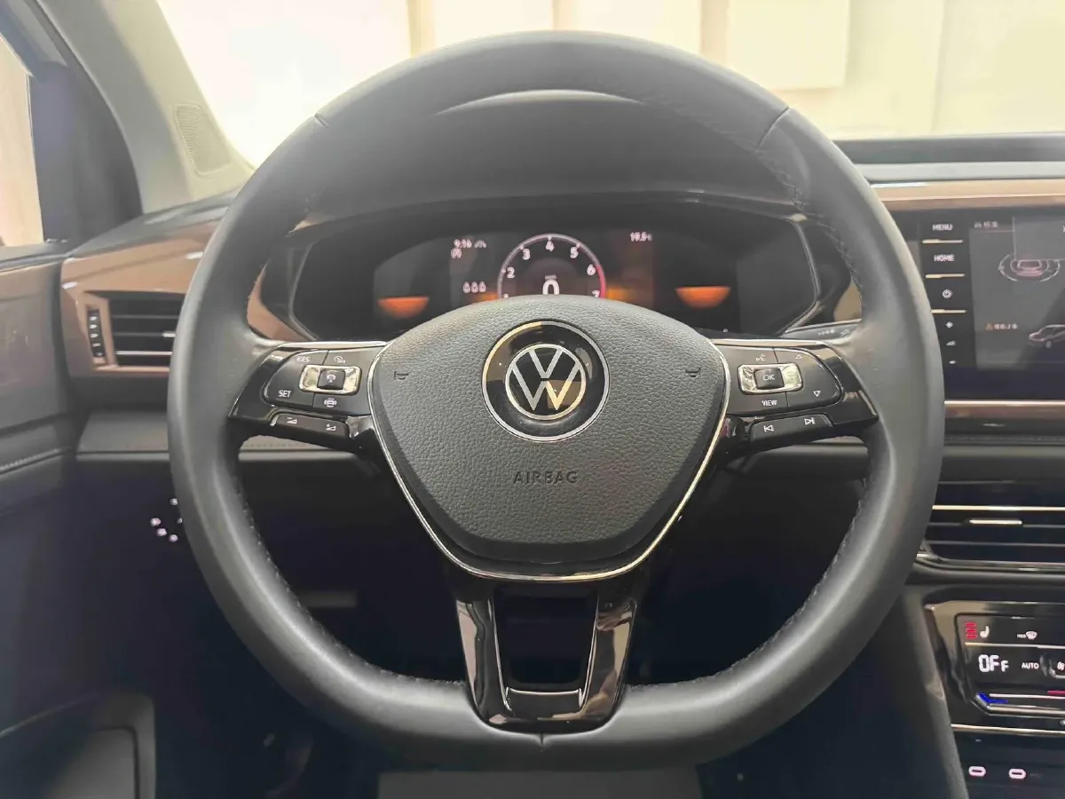 2022 Volkswagen Tharu 1.4T 150HP L4 7DCT,autocango,china used car exporter,china ev exporter,chinese used car exporter,chinese used ev exporter