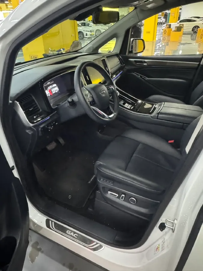 2023 GAC Trumpchi M8 2.0T 252HP L4 8AT,autocango,china used car exporter,china ev exporter,chinese used car exporter,chinese used ev exporter