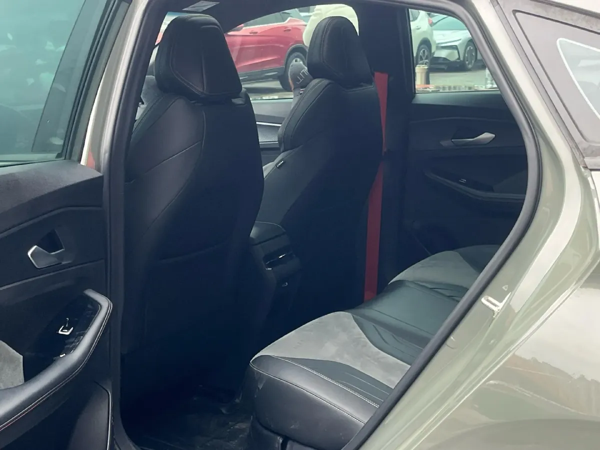 2022 Geely Binray 1.5T 181HP L4 7DCT,autocango,china used car exporter,china ev exporter,chinese used car exporter,chinese used ev exporter